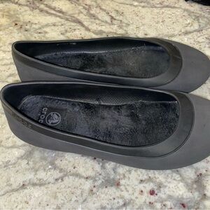 Crocs Mammoth ballerina flats used Sz 8 black